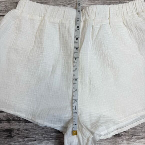 Forever 21 White Athletic Shorts Lined Pull On Textured Women’s M - Picture 9 of 12